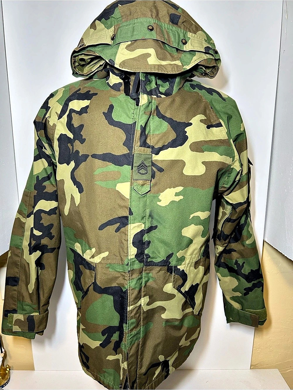 US Military ECWCS Gen II Woodland Camo Gore-Tex Parka